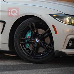 بی ئێم دەبڵیو 4 سیریەس